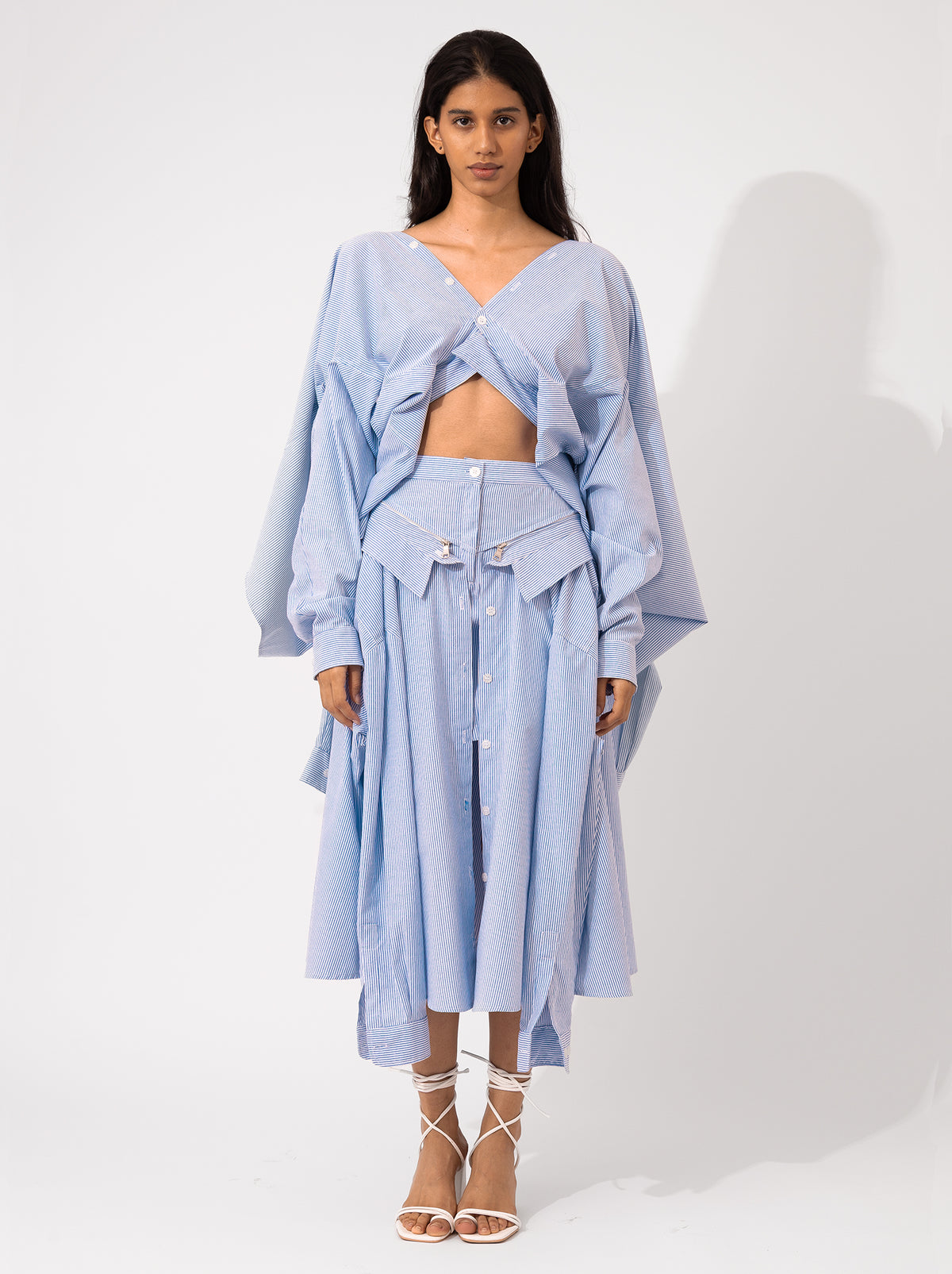 Top Esencia de Liz Campos, top camisero transformable a rayas – vista 4