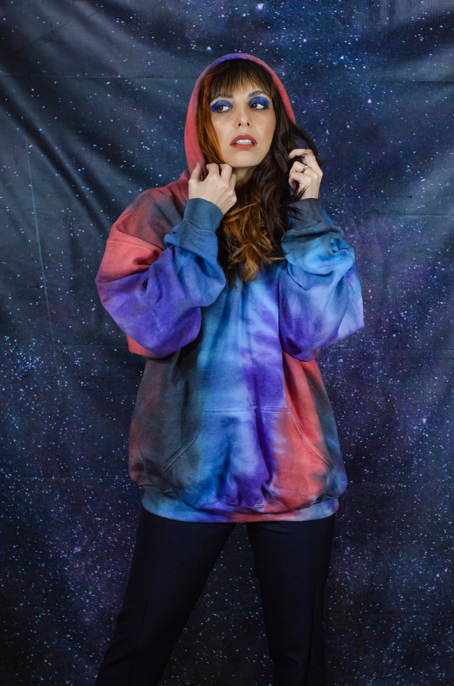 Sudadera ÁTOMO - Liz Campos
